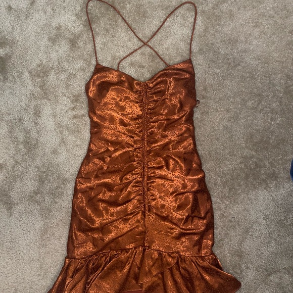 ASTR Rust Cinched Ruffle Dress - Picture 9 of 11